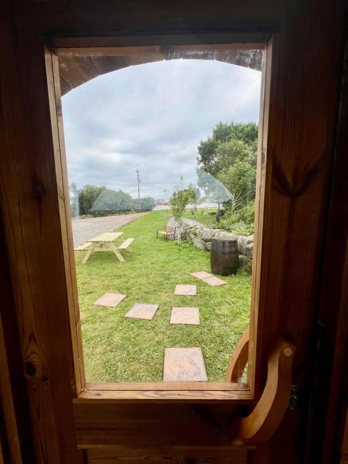 Unique Home With Outdoor Sauna In Connemara Galway Exterior photo